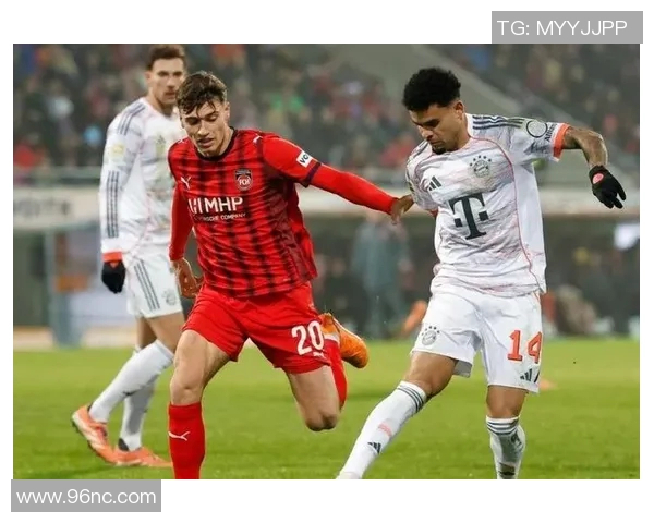 拜仁慕尼黑：雄霸德甲，榜首稳如泰山