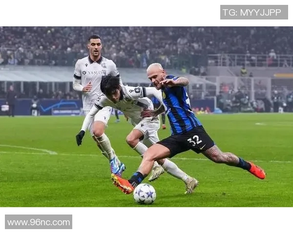 王大雷扑点神勇表现助力球队逆转胜利引发球迷热议 王大雷扑点神勇表现助力球队逆转胜利引发球迷热议