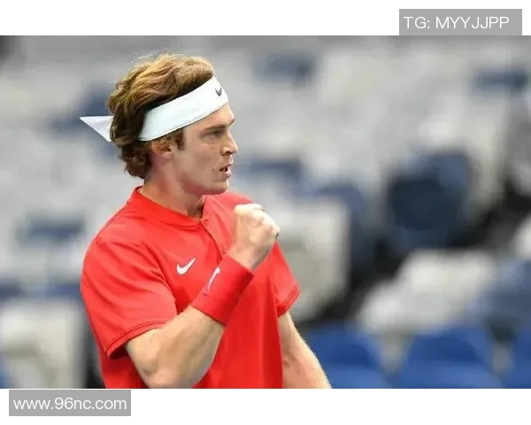 谢维军单刀攻门绝妙表现助力球队逆转胜利的精彩瞬间 谢维军单刀攻门绝妙表现助力球队逆转胜利的精彩瞬间