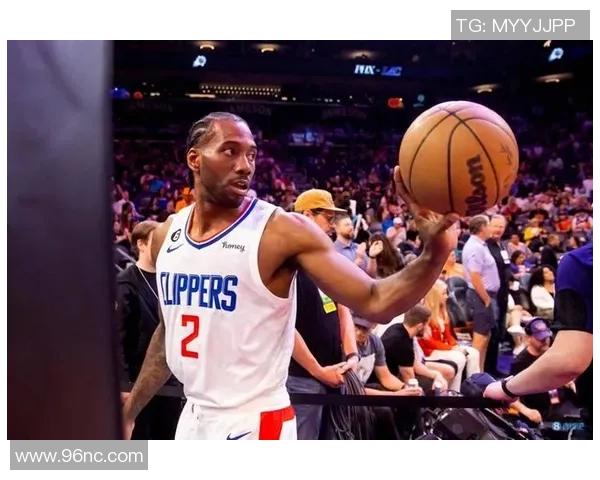 鹈鹕新援霍拉迪上演帽子戏法，助球队豪取三连胜